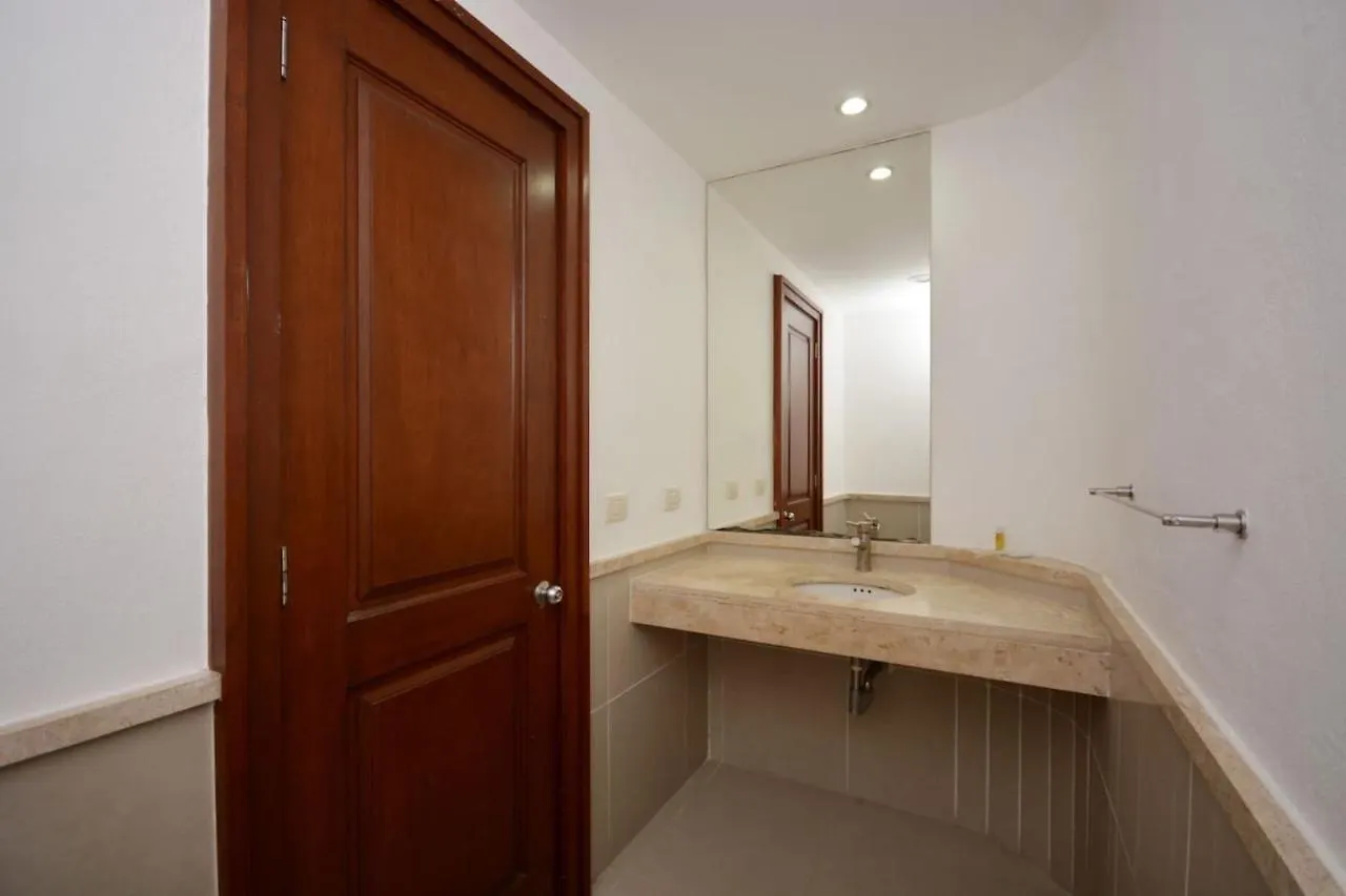 Quadra Deluxe Apartments Mamitas Zone! By Yeah Playa del Carmen 0*,  Mexico
